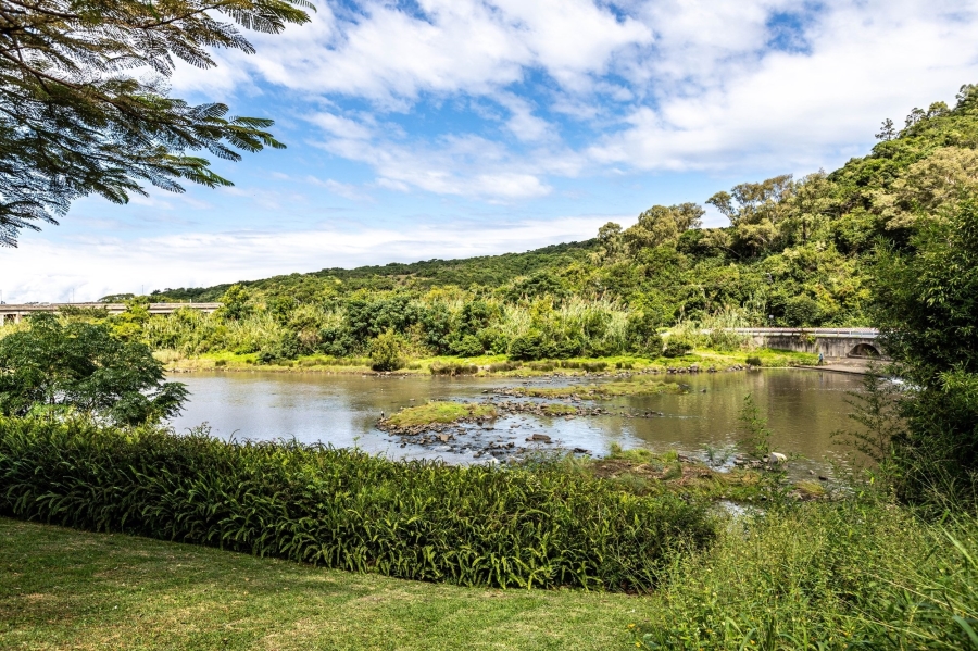 6 Bedroom Property for Sale in Abbotsford Eastern Cape